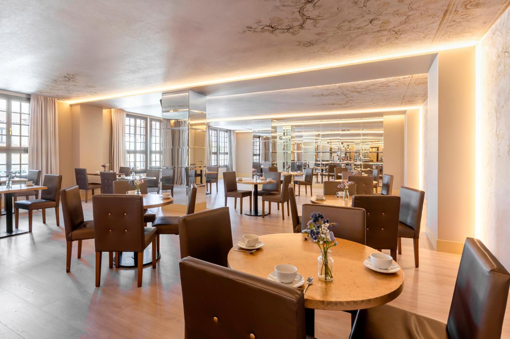 Pamplona Catedral Hotel Luaran gambar